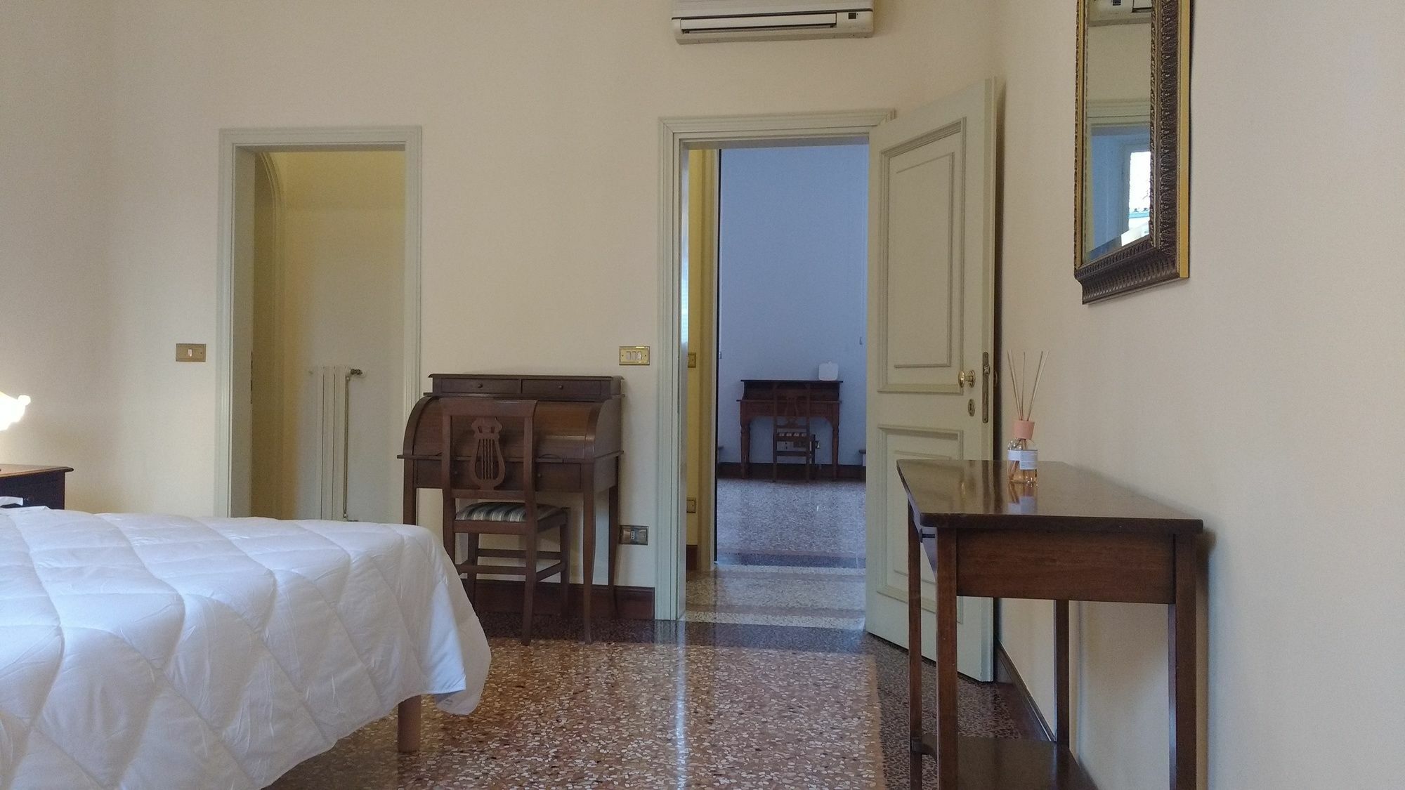 Main Street 59 Apartment โบโลญญา ภายนอก รูปภาพ